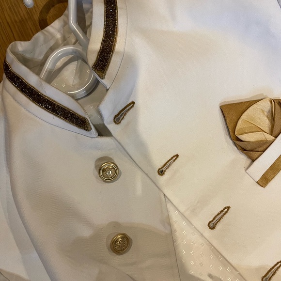 2 brand new mens sherwanis - Picture 5 of 5